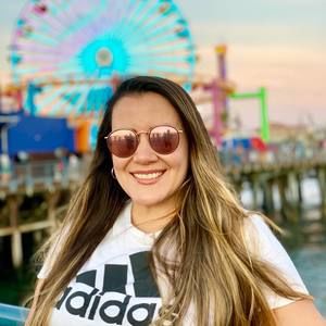 Meet your Posher, Adriane